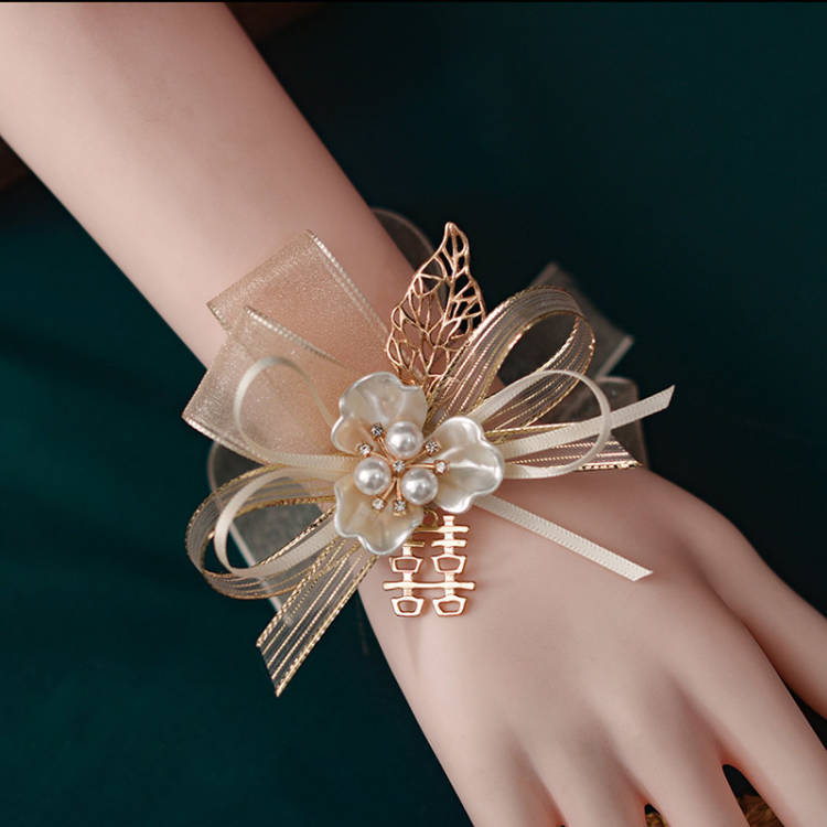 Сватбен комплект корсажи за родители, младоженци, шаферки и шафер - корейски стил, напълно персонализируем