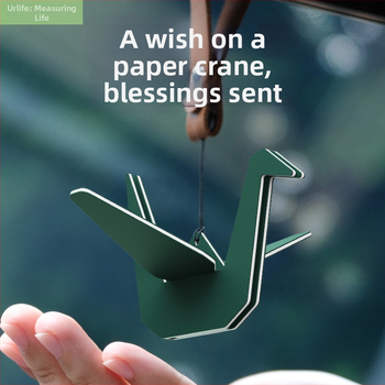 Zavesná ozdoba do auta – Ručne vyrobený origami jeřáb, Aromaterapia, Odstránenie zápachu, Osvieženie interiéru, Možnosť prispôsobenia