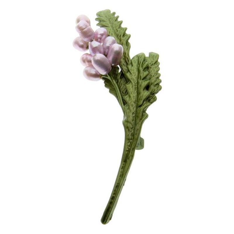 Virágmotívumos corsage, ötvözet alap, természetes gyöngyök, lakkozott felület, retro uniszex stílus