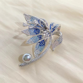 Wanlina Réz Gyöngy Virág Brooch – Virág Formájú, Elektroplatált, Dekoratív, Könnyed Lux Stílus