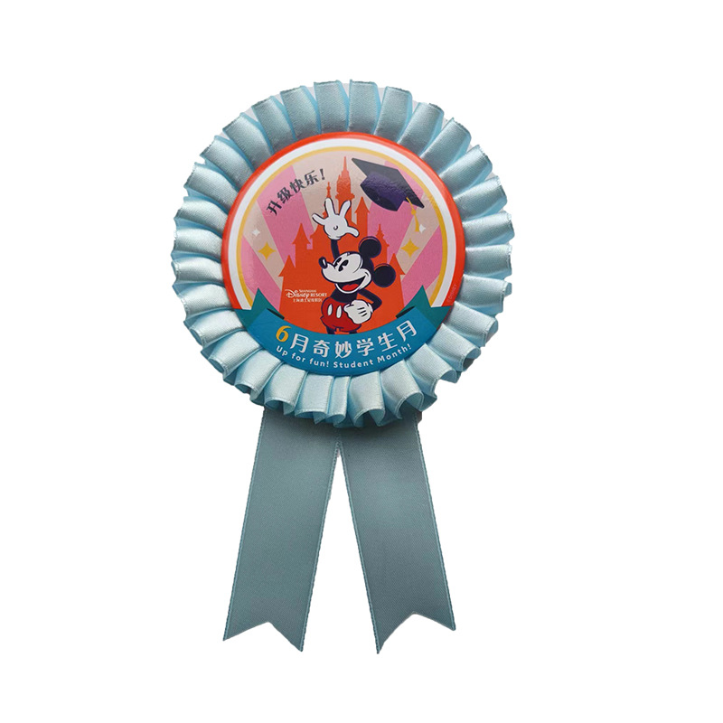 Corsage kitűző szalaggal és csipkével, kézzel készített fém kitűző, kód 001