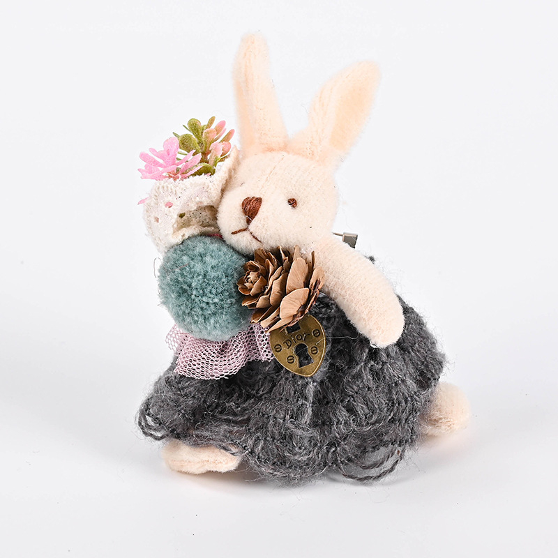 Kitűző: nyuszis karikatúra erdő-stílusú retro, virág alakú, anyag szövet, nyomtatás, kettős használat