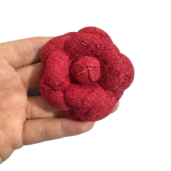 Ötvözetből készült mellre helyezhető virágos bross, koreai stílus, uniszex, nyomtatott logóval, rózsakvarc kristályok, 2024 nyár