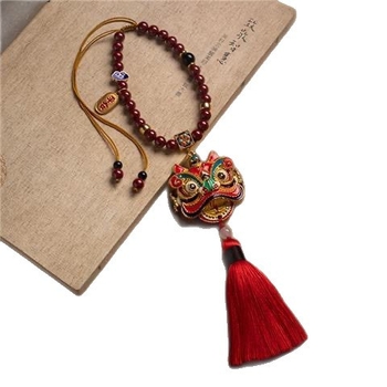 Κρεμαστό αυτοκινήτου εσωτερικού χώρου σε κινέζικο παραδοσιακό στυλ — εσωτερική διακόσμηση, αυτοκινητικά διακοσμητικά