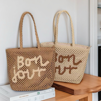 Papírszövetes válltáska, városi minimalist stílus, cipzáras zárás, belső telefonzseb, függőleges négyszög alak, dupla vállpánt