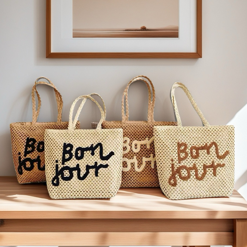 Papírszövetes válltáska, városi minimalist stílus, cipzáras zárás, belső telefonzseb, függőleges négyszög alak, dupla vállpánt