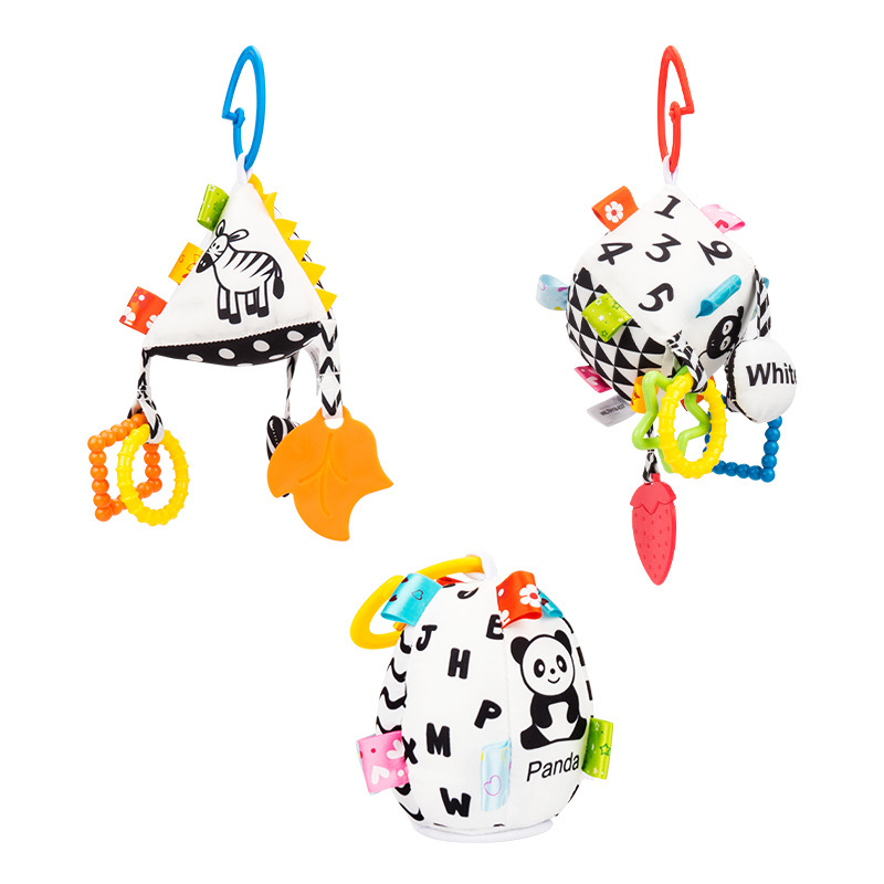 Jollybaby Geometriai textil akasztós játék autóhoz és bölcsőhöz, 0–3 éveseknek — anyag: textil, vizuális stimuláció, kéz-szem koordináció