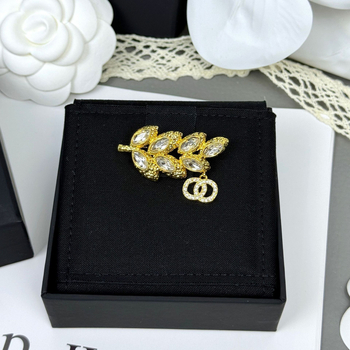 Meďová brošňa s motívom klasy pšenice, unisex, elektroplátovaná, zima 2025