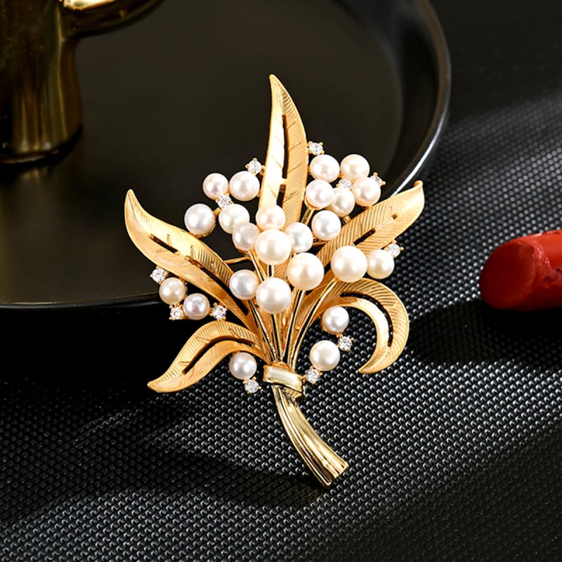 Gyöngyökkel körülölelt virágcsokor brooch nőknek (Anyag: Környezetbarát réz; Forma: Virág; Feldolgozás: Diamant; Stílus: Nőies Elegancia; Funkció: Díszítés, Ajándék)