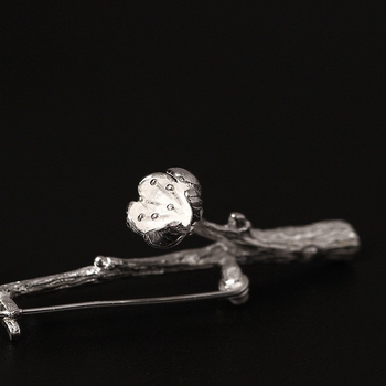Broš s kristalom i srebrom, ženski etnički stil, cvjetni dizajn, Crystal plum blossom serija