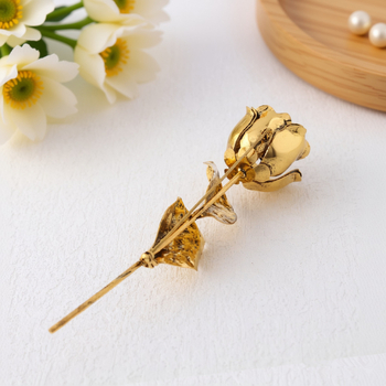 Brož s kvetinovým dizajnom, elektroplating na zmesi materiálov – dekoratív pripínacia brož, viaceré použitia