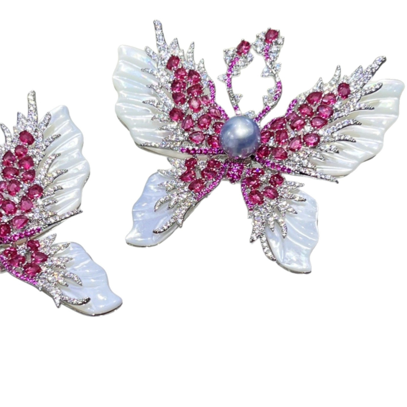 Brošňa pre ženy – motýľ so zirkónmi, dvojvrstvový dizajn, z ekologickej meďe, elektroplating, doplnok na saka a kabát