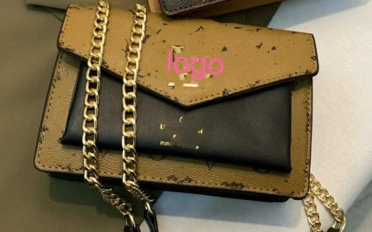 Női mini táska lánccal és széles vállpánttal — retro stílusú crossbody PU bőrből
