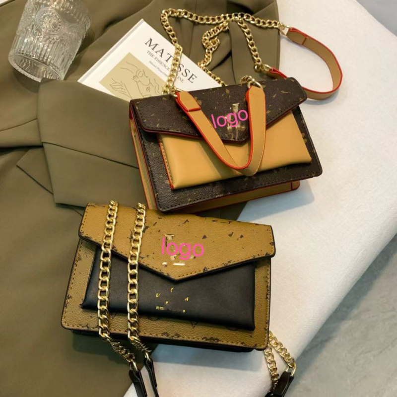 Női mini táska lánccal és széles vállpánttal — retro stílusú crossbody PU bőrből
