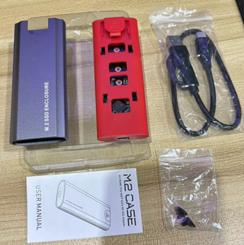 Externé puzdro pre M.2 NVMe SSD s USB-C, hliníková zliatina, 10 Gbps, kapacita až 4 TB