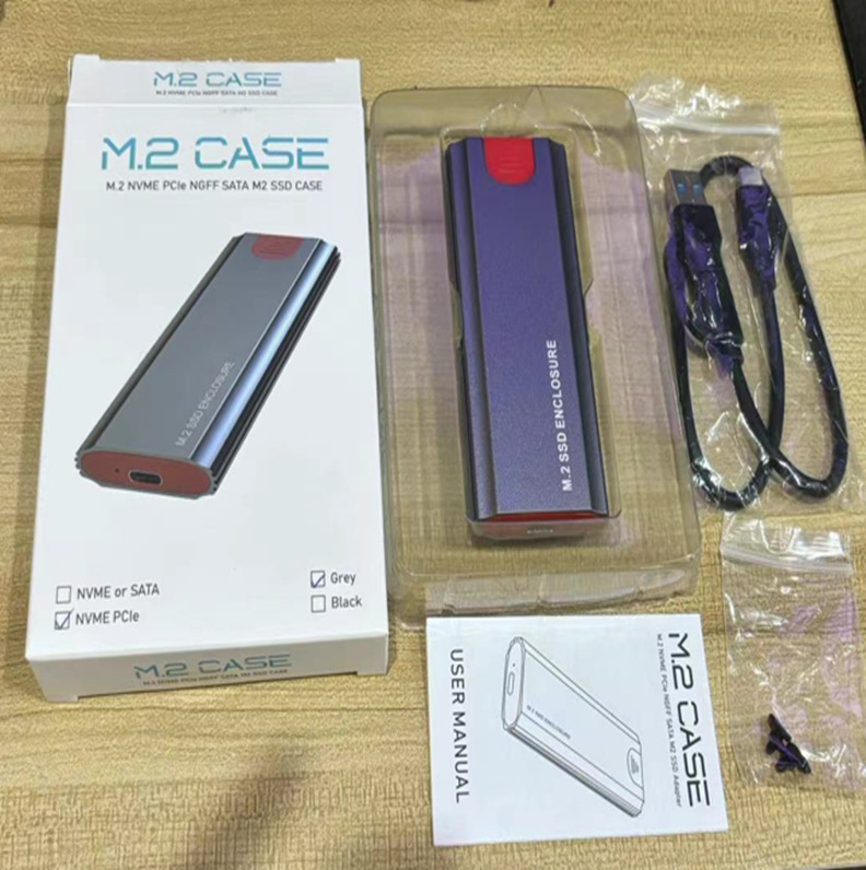 Externé puzdro pre M.2 NVMe SSD s USB-C, hliníková zliatina, 10 Gbps, kapacita až 4 TB