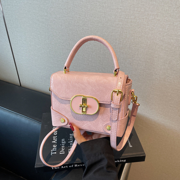 2025-ös női crossbody válltáska – divatos, egyszerű, sokoldalú, nagy kapacitású, horizontális négyzet alakú
