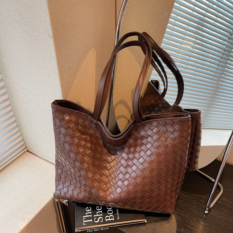 LEXYE Taška na tote - PU materiál, zipsové zapínanie, polyesterová podšívka, vnútorné vrecká (zips, vrecko na telefón, vrecko na dokumenty), mäkké ucho, vodorovný štvorec tvar