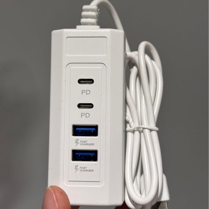 USB-C hub s 4 porta – docking station, USB 2.0, 1 m kabel, napajanje USB-om