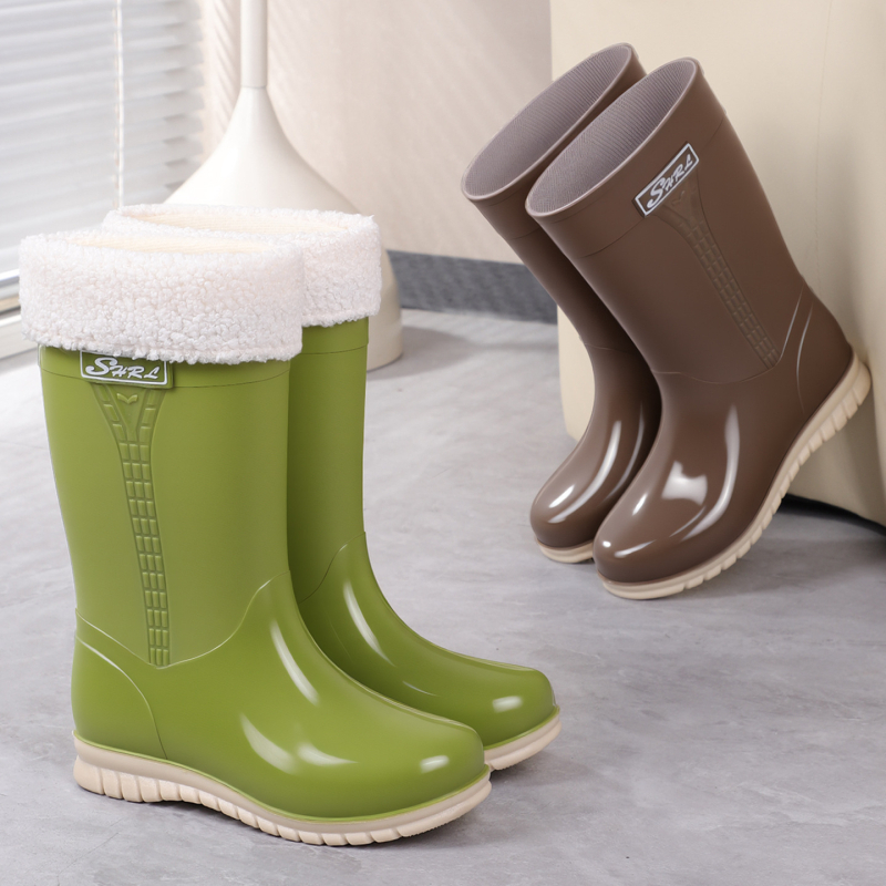 Moteriški PVC lietaus batai, vidutinio ilgio, atsparūs vandeniui, neslystantis padas, šilta velūrinė įdaila