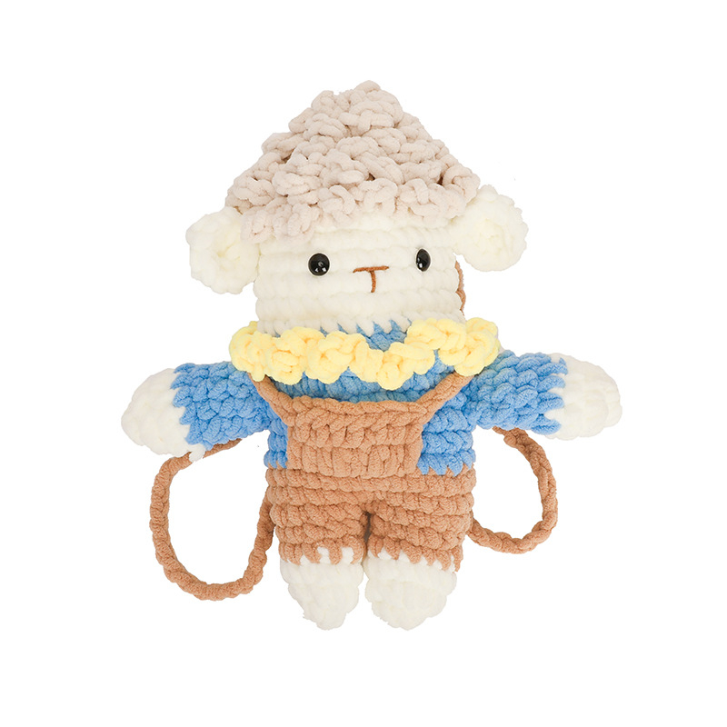 Plüss bárányos crossbody táska, szövet anyag, függőleges négyszögletes forma, belső zsebek telefonhoz és dokumentumokhoz