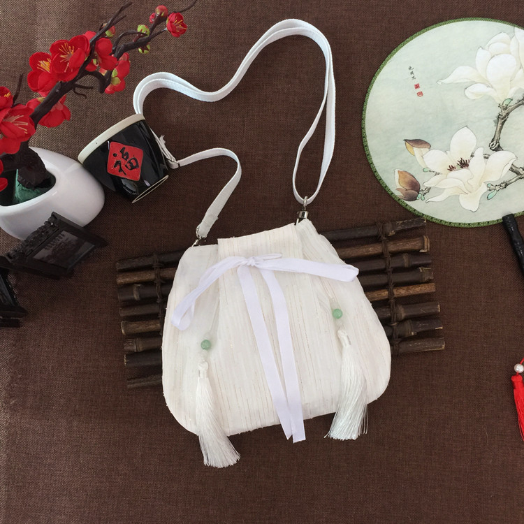 Női crossbody táska irodalmi kínai stílusban, selyem anyag, dumpling forma, horizontális négyzet alakú, húzózsinóros zárás