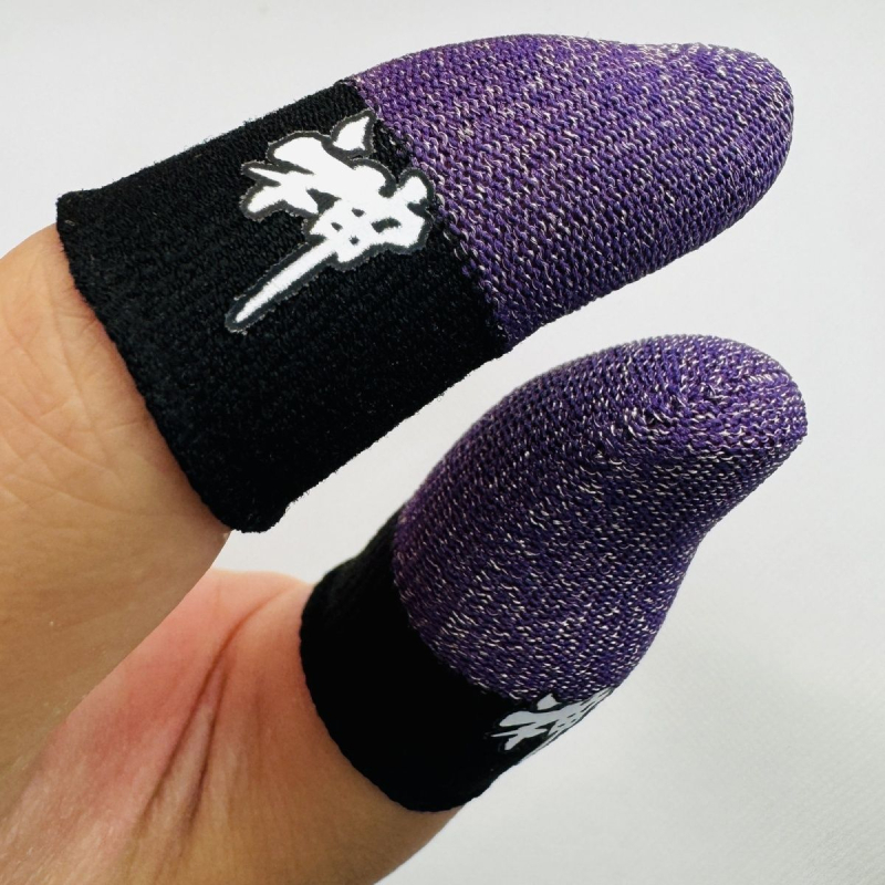 Spēļu pirksta aizsargs – sviedriem izturīgs amortizētājs, izturīgs pret nolietojumu, nepārtraukta pieskāriena sajūta, sabiezēts