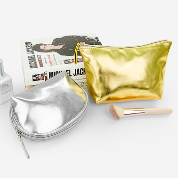 Smink neszesszer készlet (három darab) PU bőrből, belső nylon bélés, cipzáras záródás, ultra könnyű
