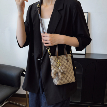 PU taška typu bucket pre ženy – zips, polyesterová podšívka, jeden ramenný popruh, bucket štýl