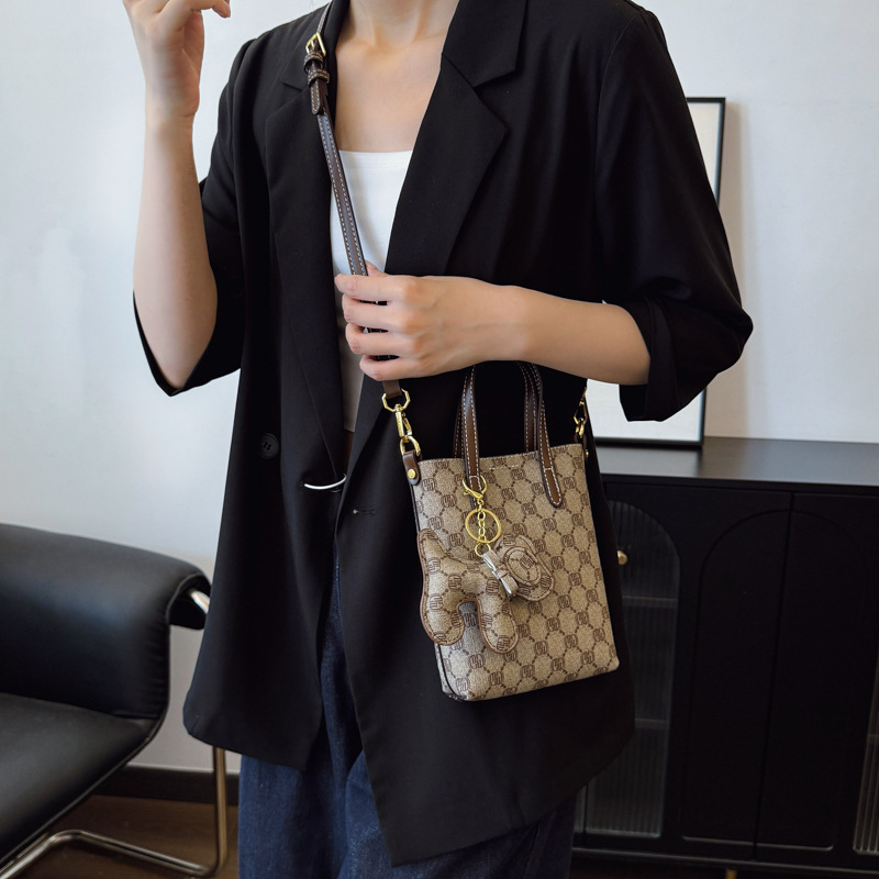 PU taška typu bucket pre ženy – zips, polyesterová podšívka, jeden ramenný popruh, bucket štýl