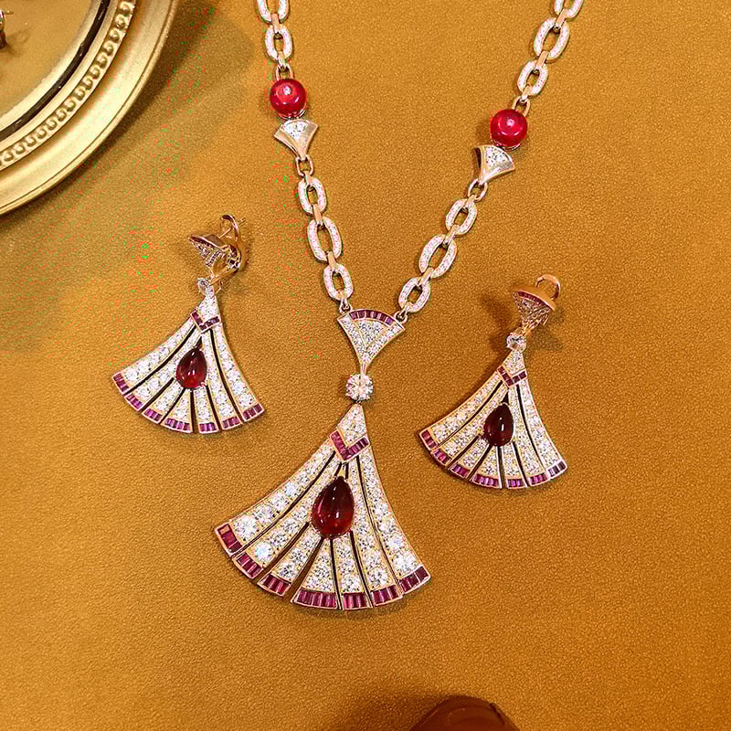 Set colier și cercei din cupru – stil doamnă la birou, stil urban modern pentru femei, primăvara 2025