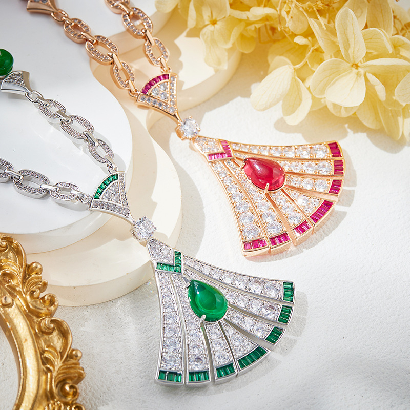 Set colier și cercei din cupru – stil doamnă la birou, stil urban modern pentru femei, primăvara 2025