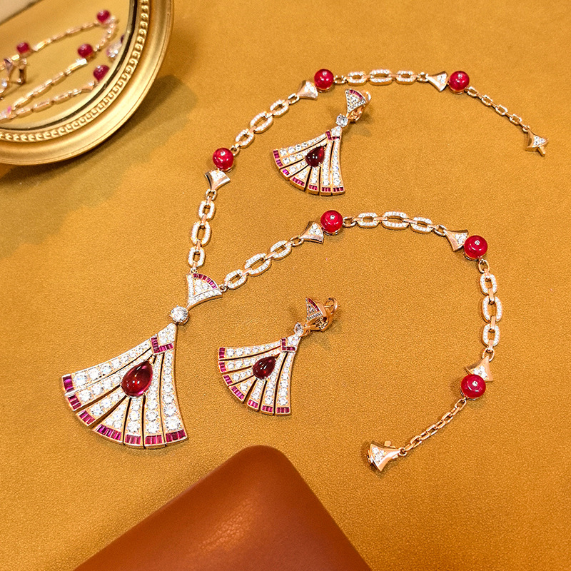 Set colier și cercei din cupru – stil doamnă la birou, stil urban modern pentru femei, primăvara 2025