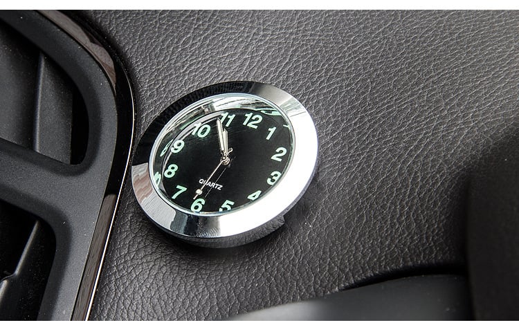 Ceas auto cu cuarț, carcasă circulară, marcă Calway, etichetă privată licențiată