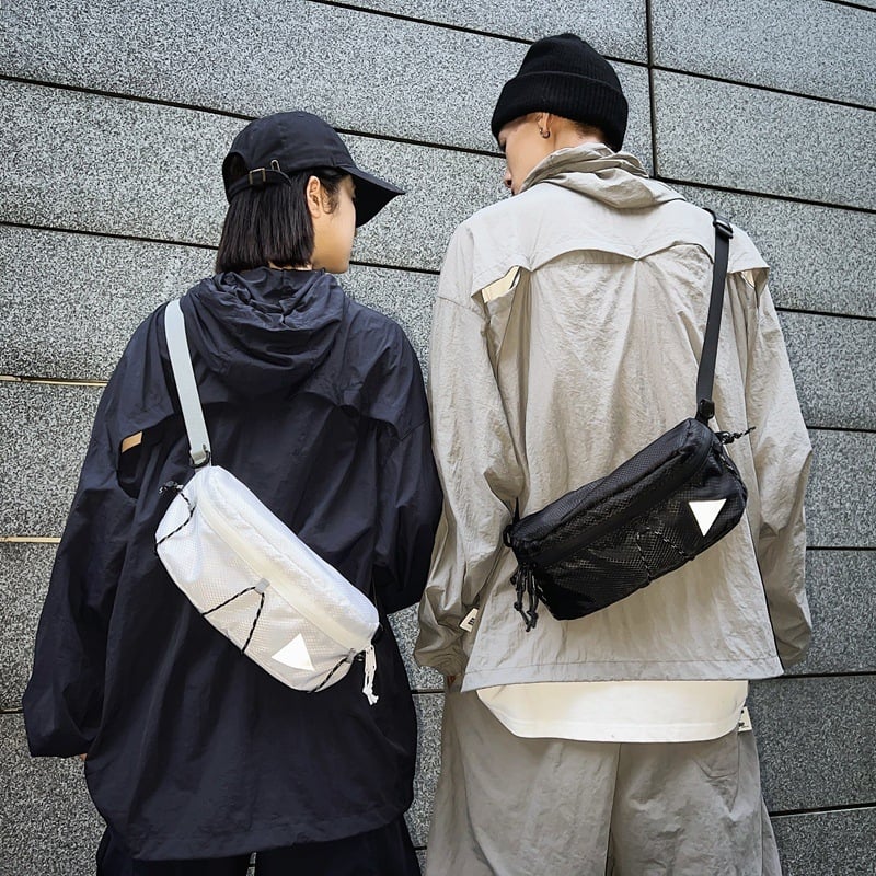 Мъжка нейлонова chest bag, street trendy стил, лято 2024, ципово затваряне, вътрешен джоб за мобилен телефон