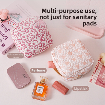 Torba za pohranu higijenskih jastučića i kozmetike s velikim otvorom, poliester, podstava poliester, motiv anime, putnički stil