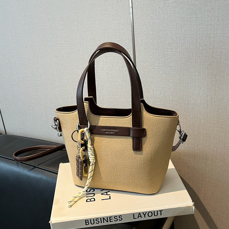 Crossbody bucket táska — PU bőr, városi minimalist stílus, cipzár, vízszintes négyzet alak, poliészter bélés