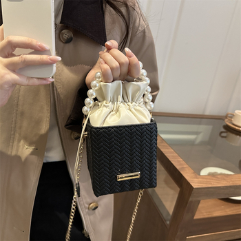 Geantă crossbody cu stil street-trend, închidere cu șnur, buzunar cu fermoar, fără căptușeală, curea o singură (stil street-trend; închidere cu șnur; buzunar cu fermoar; fără căptușeală; curea simplă)
