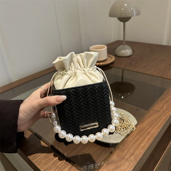 Geantă crossbody cu stil street-trend, închidere cu șnur, buzunar cu fermoar, fără căptușeală, curea o singură (stil street-trend; închidere cu șnur; buzunar cu fermoar; fără căptușeală; curea simplă)