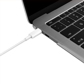 MacCity PP matt läbipaistev sülearvuti ümbris MacBook Air/Pro – pehme kaitsekest (2021 mudel)