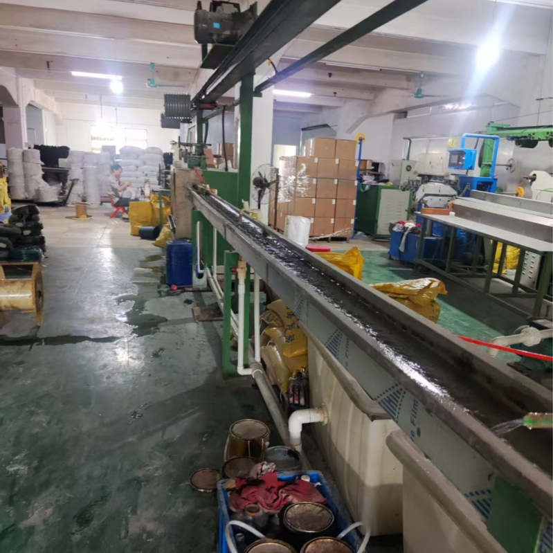 Napajajući kabel za obrnuto spajanje videokamere, kompatibilan s audio/video; ovojnica PVC; niskim dimom, bez halogena; TPE; Nacionalni standard certifikat