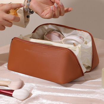 PVC kozmetická taška – vodeodolná, odolná opotrebeniu, rozšíriteľná; na cestovanie a uskladnenie make-upu, na každodenné použitie