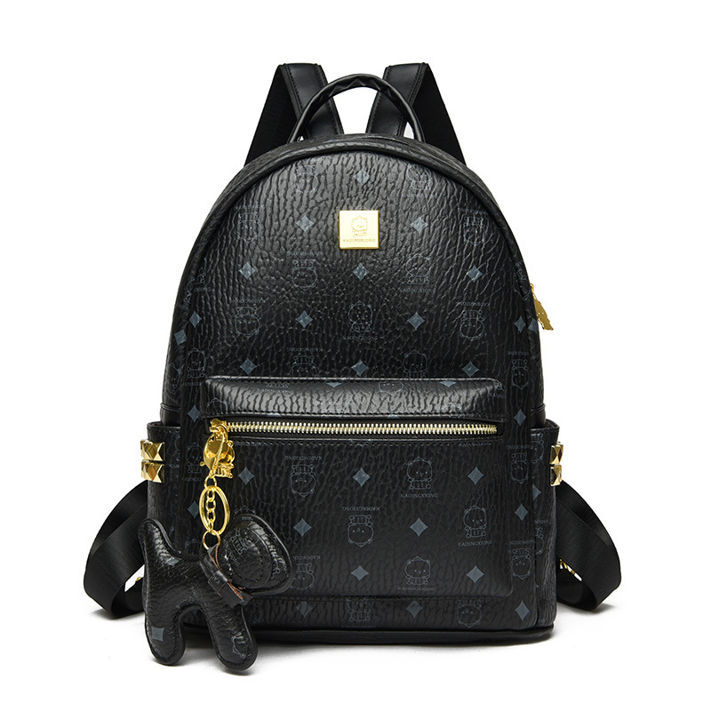 Szegecses hátizsák geometriai mintával, vízálló PU anyagból, 8 hüvelykes laptophoz illeszkedik, kapacitás 20 L alatt