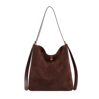 Nagy kapacitású bucket táska nőknek, téli 2025, anyag: speciális anyag, záródás: zár, belső zseb a telefon számára