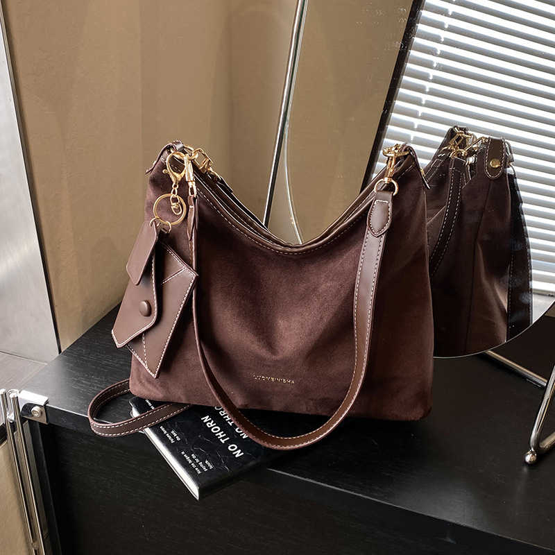 Nagy kapacitású bucket bag nőknek, PU bőr / szövet, városi egyszerű stílus, cipzáras zárás, poliészter bélés, belső cipzáros zseb