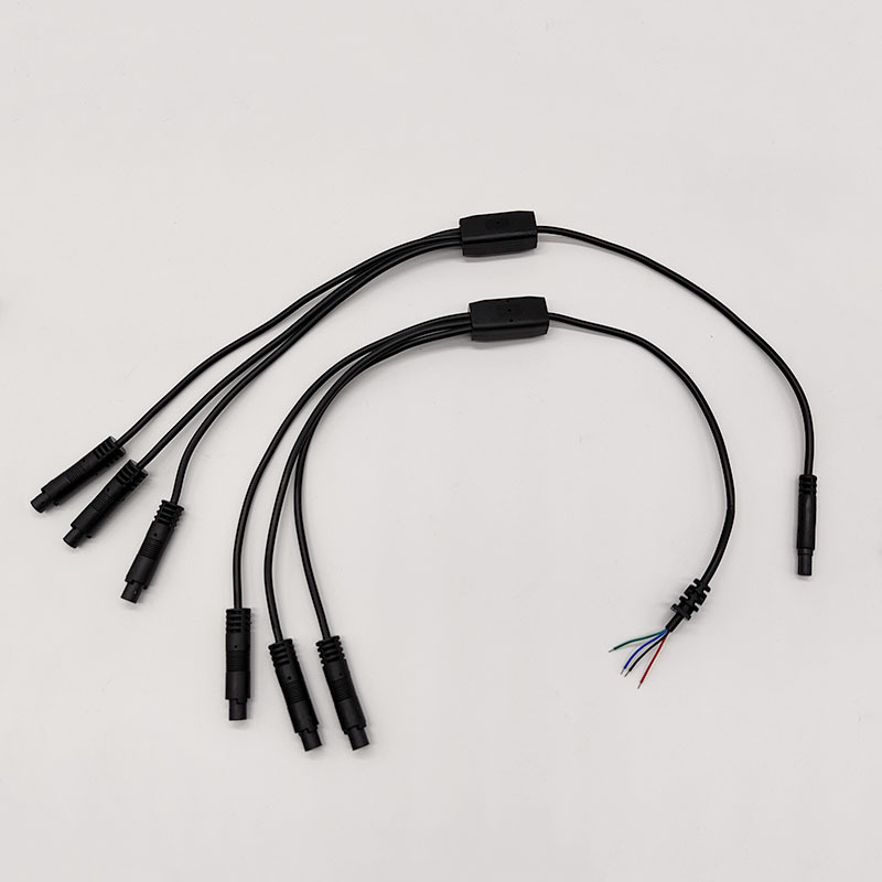 Kabel za povezivanje stražnje kamere za automobile za audio/video sustave — Vanjska ovojnica: Drugo — Marka: Nije navedena