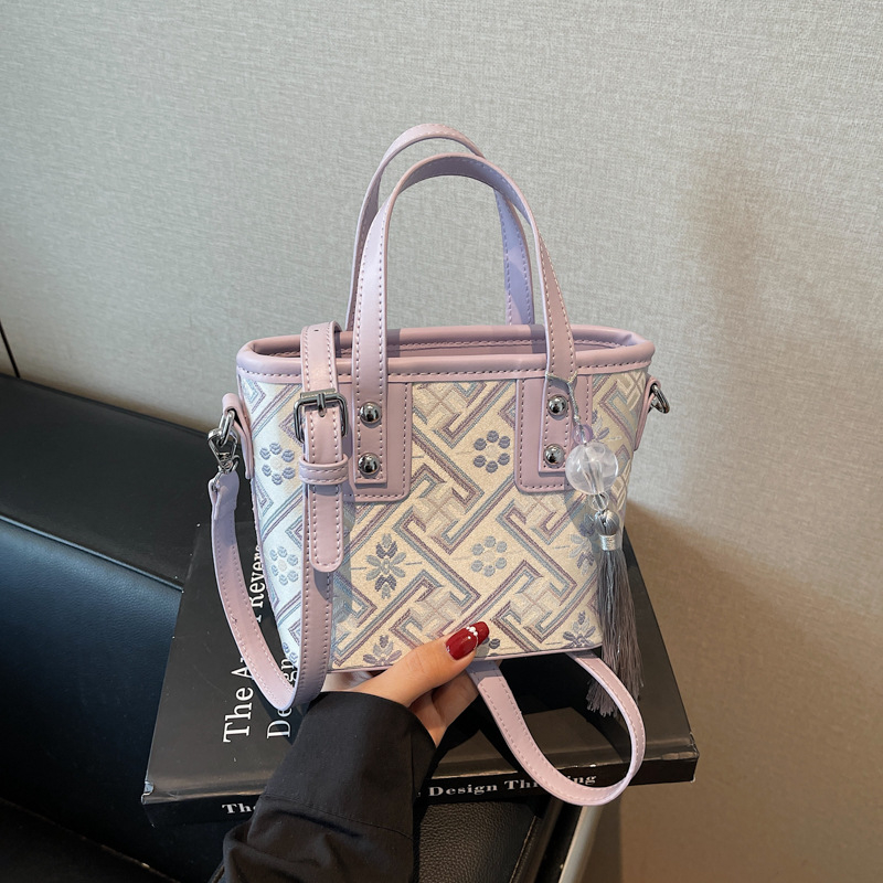 PU ämberkott, tõmblukk, telefoni kott, suvi 2025