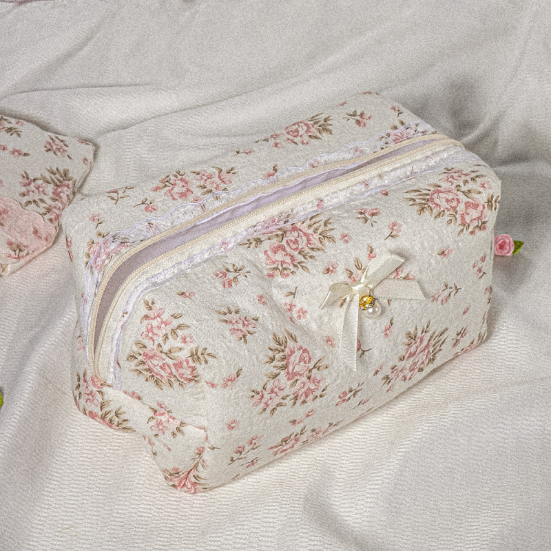 Prešivana kozmetička torbica s čipkom i mašnicom – cvjetni uzorak, pamuk i lan, poliester podstava, prenosni organizator za ruž za usne i kozmetiku, LUOPAI