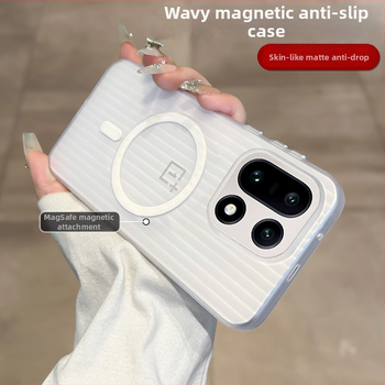 OnePlus 15 aizsargkorpuss — matēts PC materiāls, magnētiskais piestiprinājums, vienkāršs un elegantais dizains