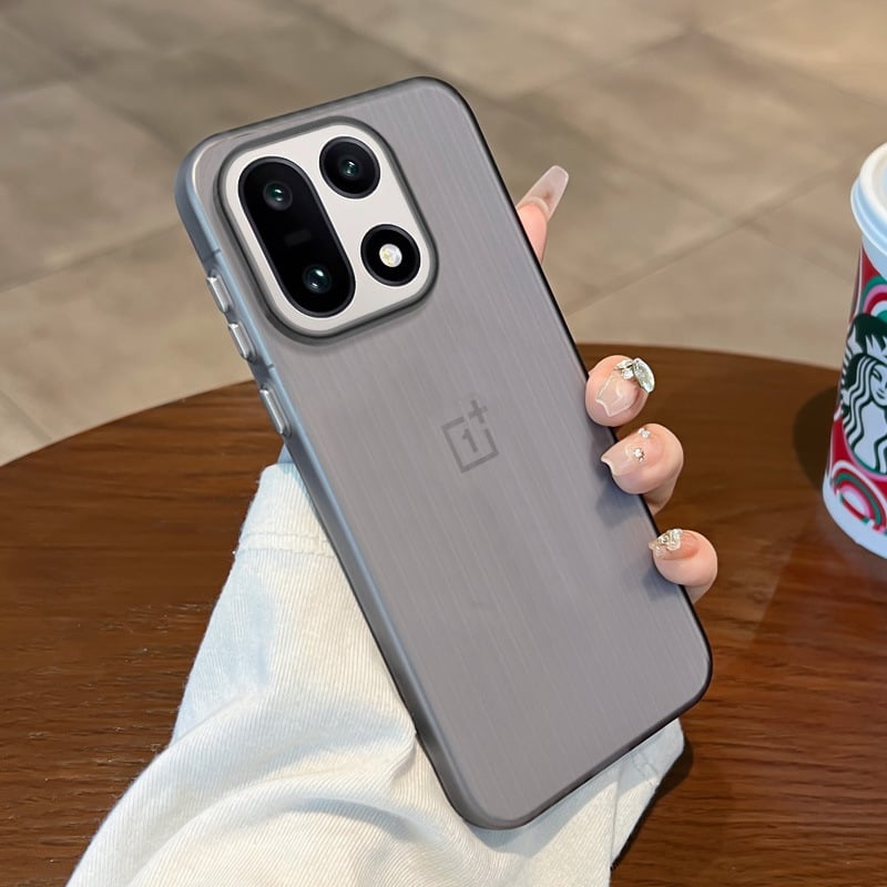 Θήκη προστασίας OnePlus 15 — ματ φινίρισμα πολυκαρβονάτου, μαγνητική πρόσδεση, απλό και κομψό στυλ